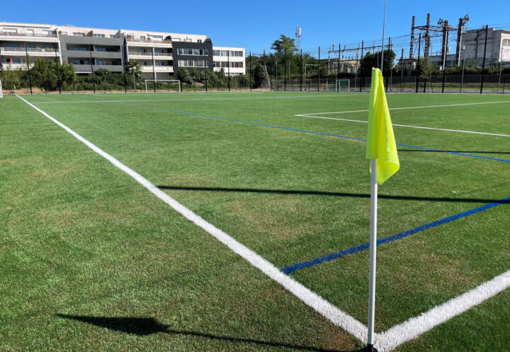 STADE GAZON SYNTHETIQUE CASTELNAU LE LEZ - Stade Jean FOURNIER